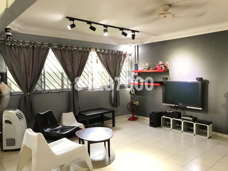 Hougang Avenue 6 thumbnail photo
